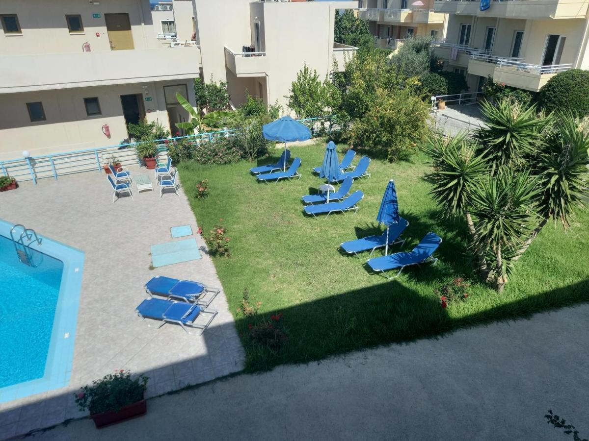Michalis Litinas Apartments Agia Marina  Luaran gambar